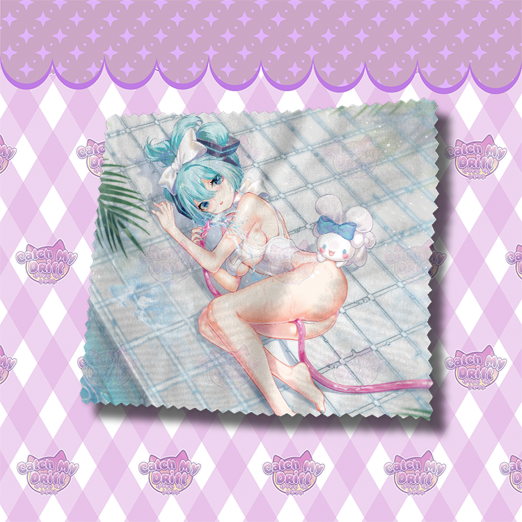 Pool Miku Desk Mat